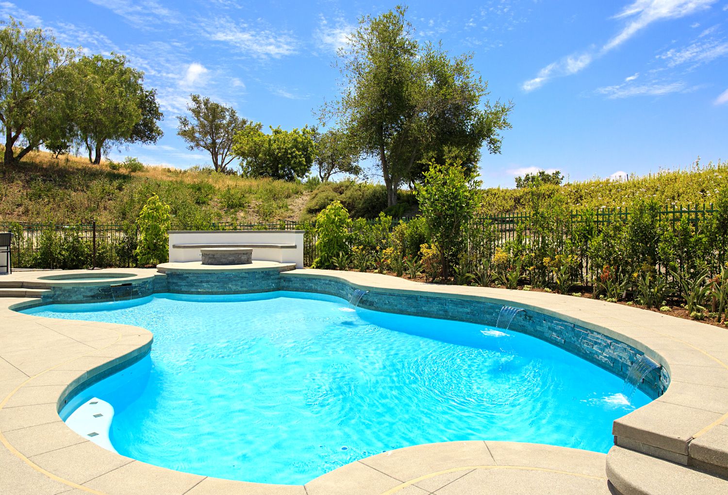 West Hills Masonry - Toth Residence – Dove Canyon